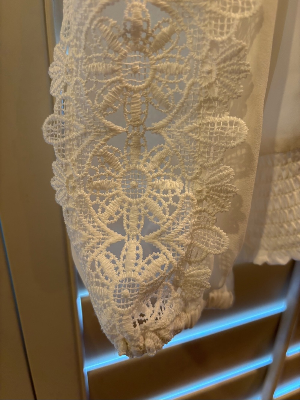 Tahari White V-Neck Lace-Sleeve Blouse - Picture 7 of 8